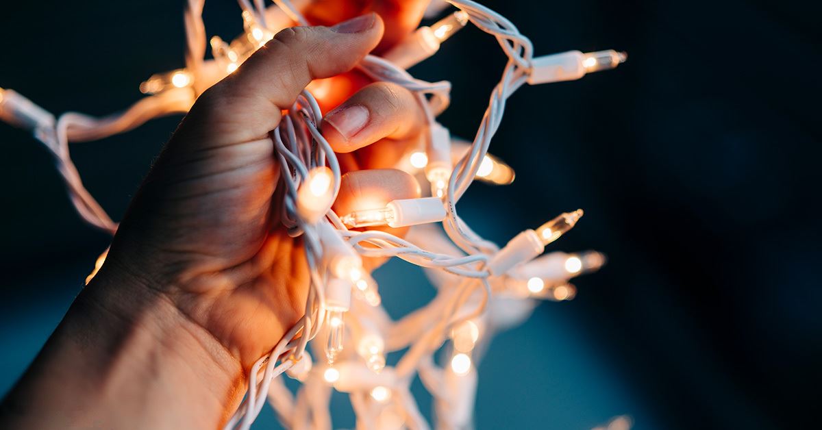 Tips for Hanging Christmas Lights Swift Services